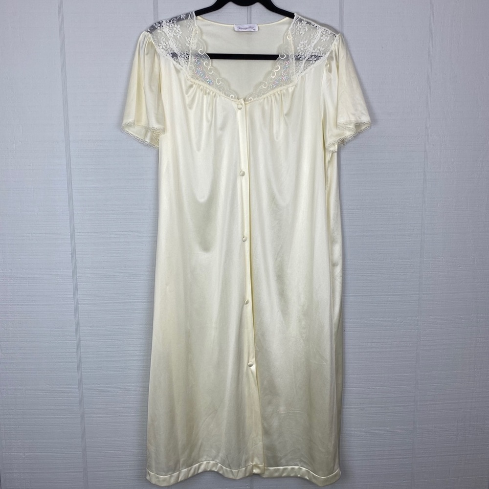 Vintage Vanity Fair Cream Nightgown Dress Short Sleeve Floral Lace Pockets M